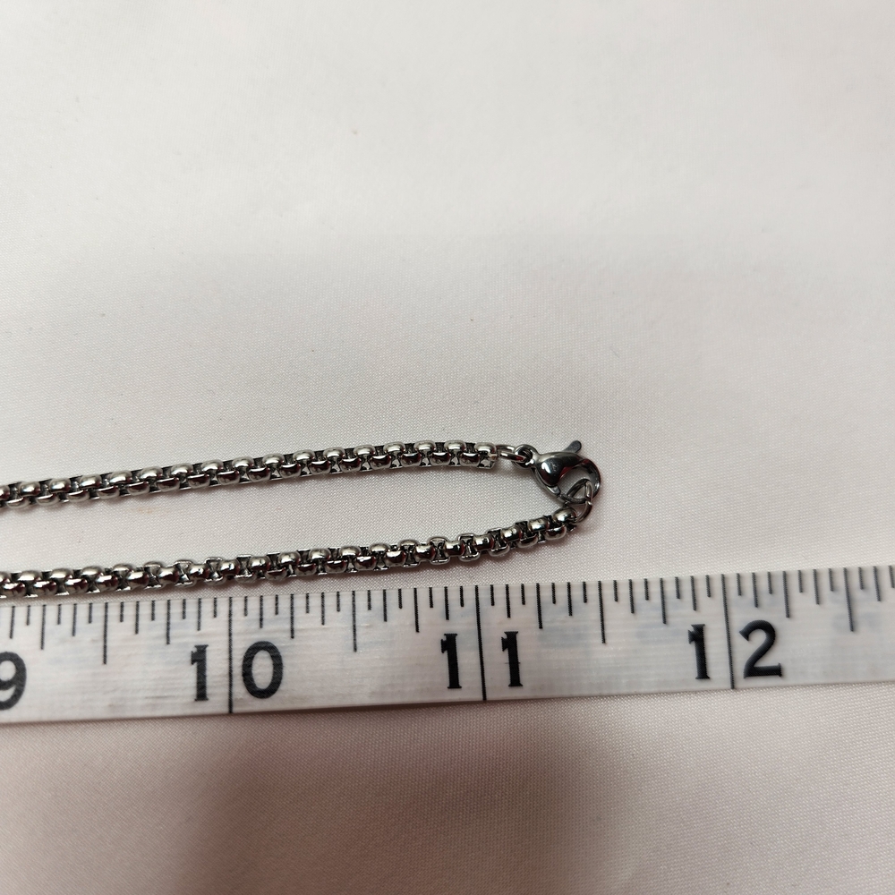 Stainless Steel Skull Necklace w/ Headphones and Sun Detail Chain Incl NWOT - Picture 8 of 9